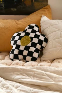 Wholesale ???? Checkerboard Mini Flower Throw Pillow Black + White ????